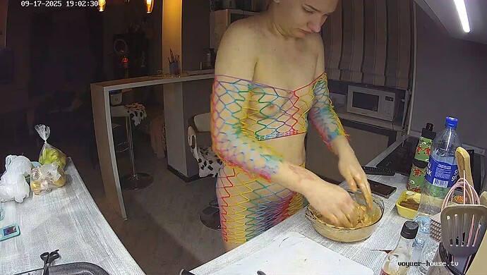 realm64-cam11-1758130817