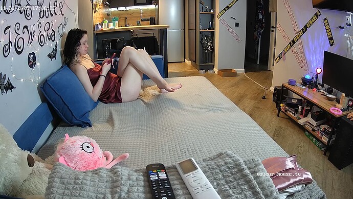 realm94-cam14-1764514023