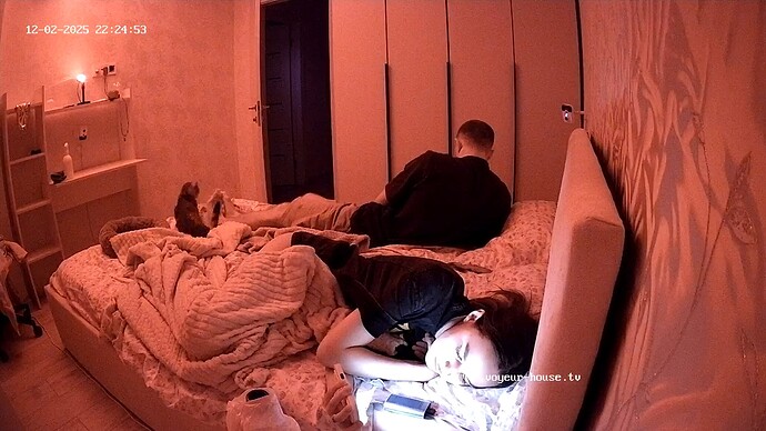 realm13-cam16-1764703537 (1)