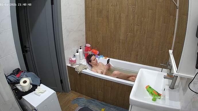 realm42-cam19-1769021364