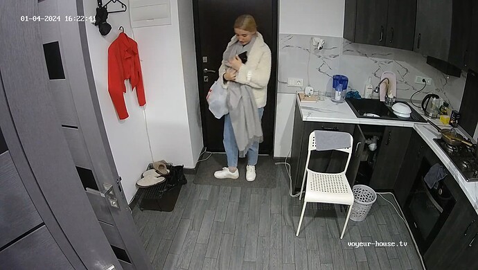 realm27-cam110-1704377208