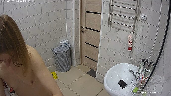 realm64-cam112-1775415987