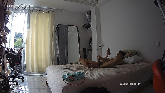 realm38-cam15-1745935404