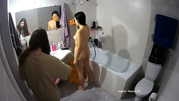 realm49-cam19-1703245044