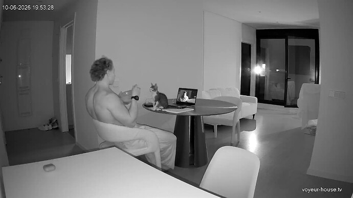 realm168-cam13-1791309243