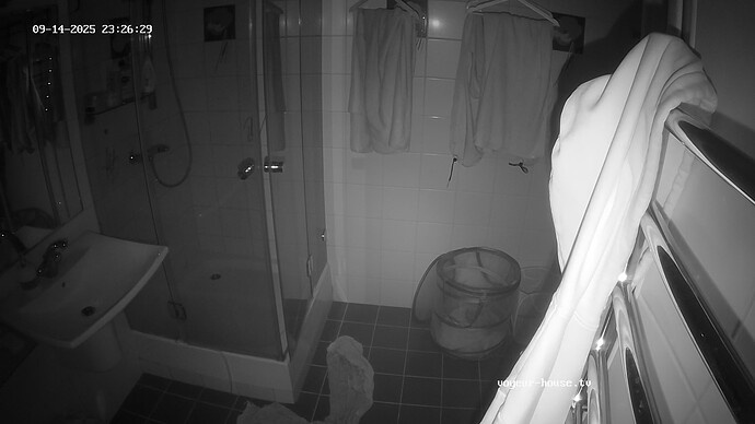 realm52-cam110-1757870926