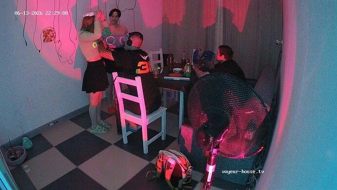 realm64-cam111-1781383051
