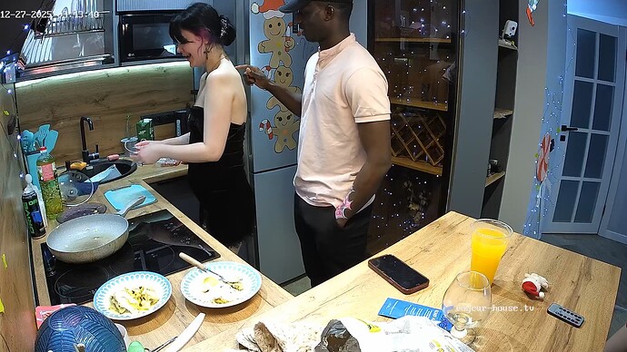 realm94-cam12-1766796259