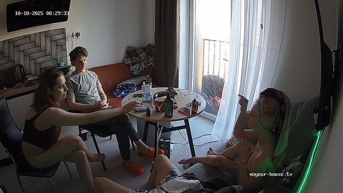 realm10-cam13-1760766756