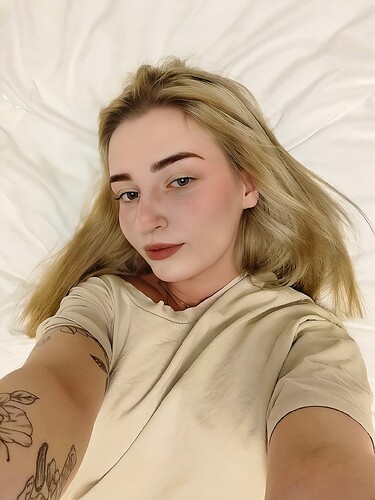 retouch_2024052118350984