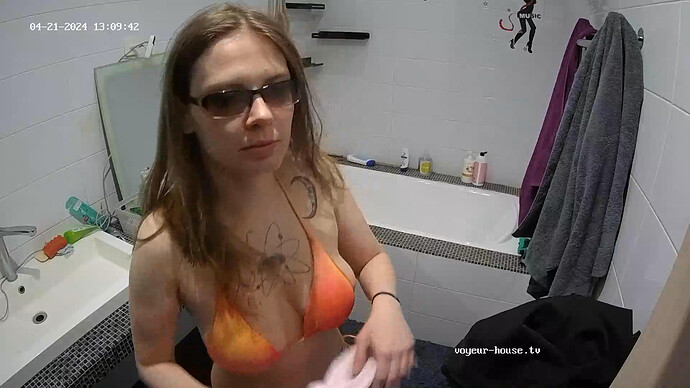 realm18-cam111-1713753747