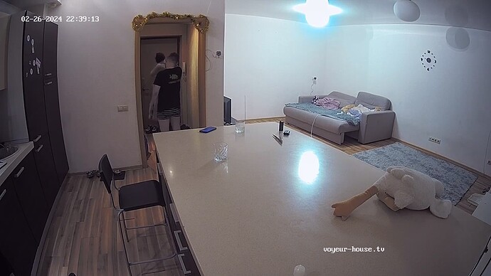 realm52-cam12-1709020104