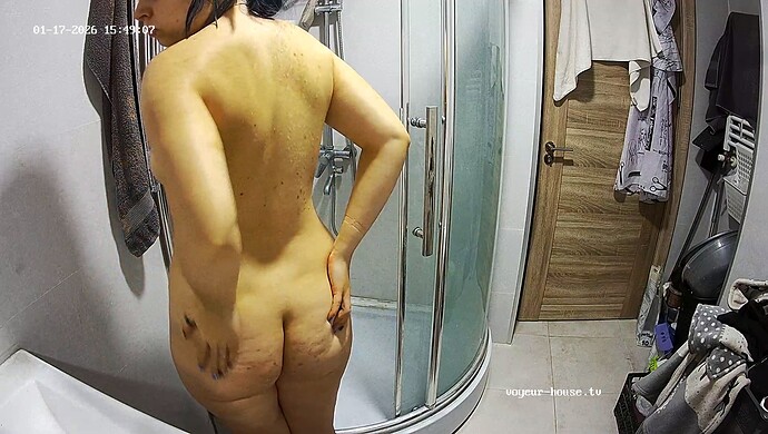 realm114-cam19-1768651647