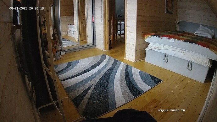 realm83-cam16-1692643856