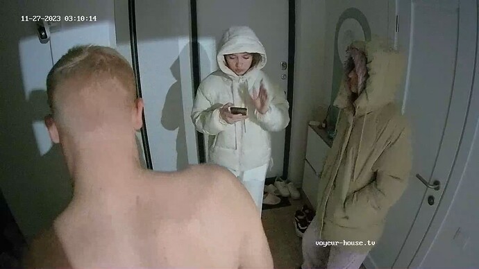 realm33-cam111-1701054198