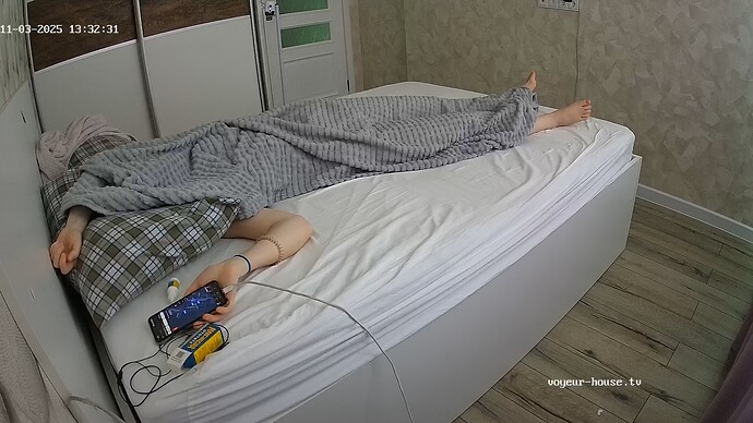 realm97-cam18-1762174348