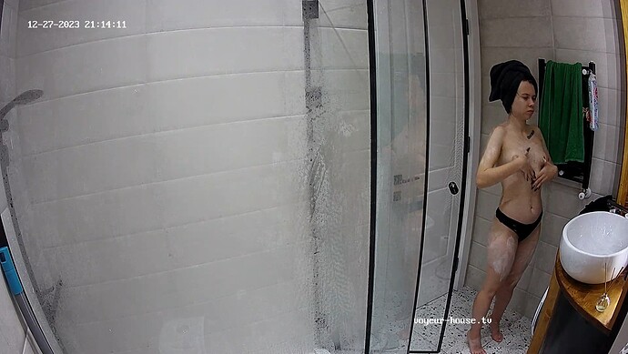 realm56-cam19-1703697291