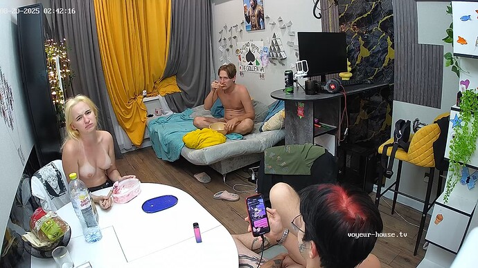 realm42-cam13-1755646977
