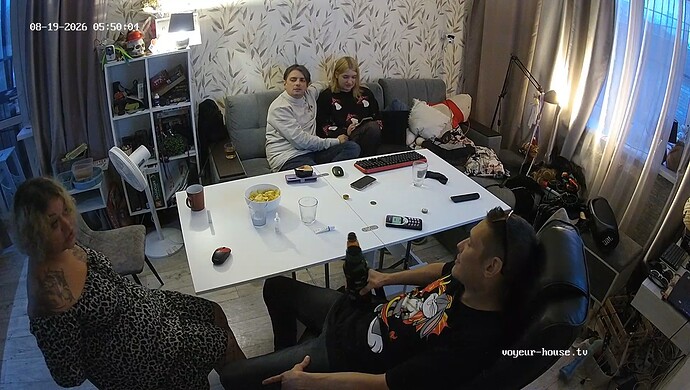 realm18-cam15-1787108080