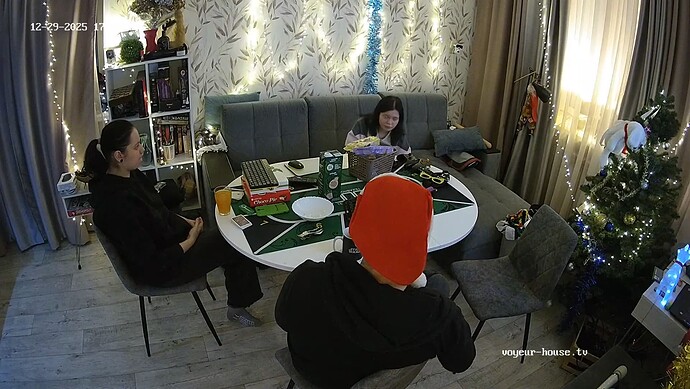 realm18-cam15-1767018782