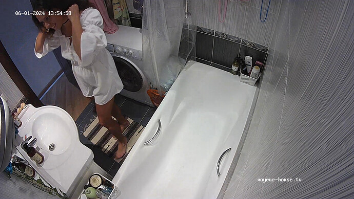 realm37-cam111-1717245952