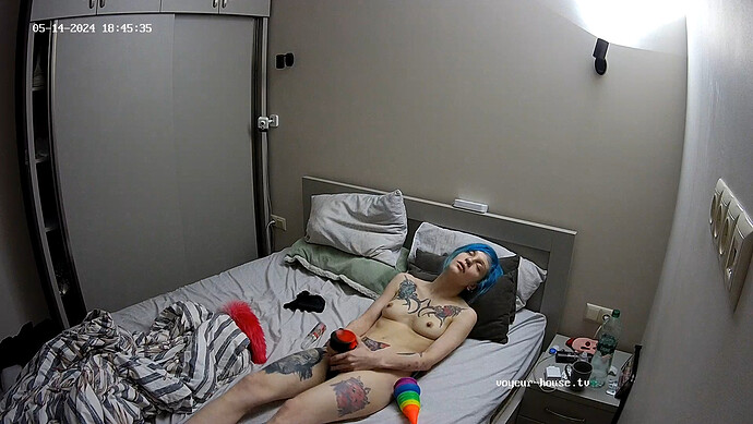 realm98-cam18-1715699543