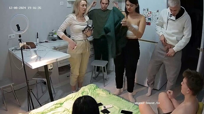 realm5-cam12-1733675194