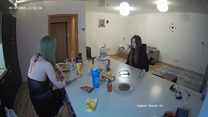 realm52-cam12-1746805972
