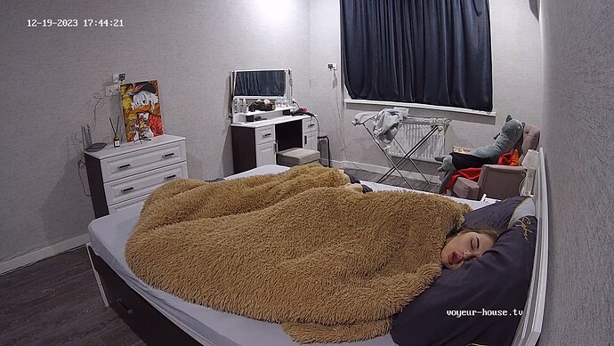 realm53-cam18-1702997098