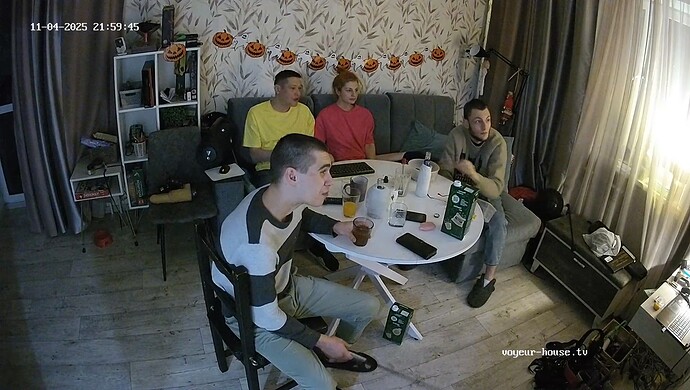 realm18-cam15-1762282826