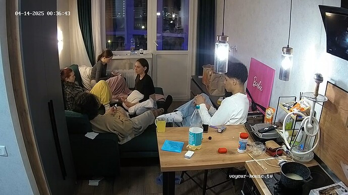 realm56-cam13-1744580240