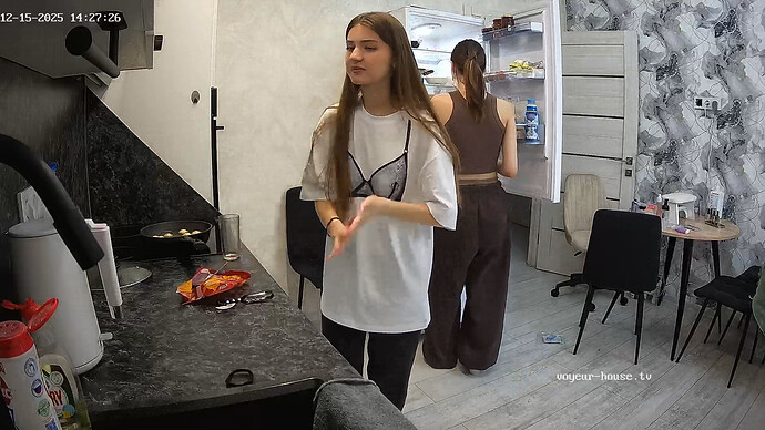 realm13-cam12-1765807346