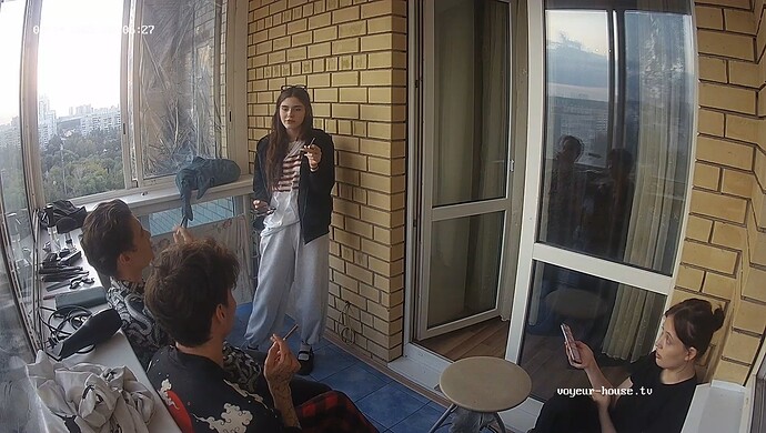 realm52-cam112-1757859721