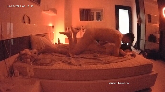 realm110-cam111-1761566115