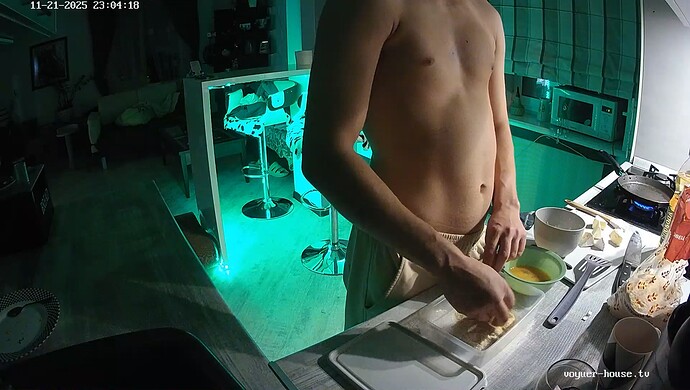 realm64-cam11-1763759109 (1)