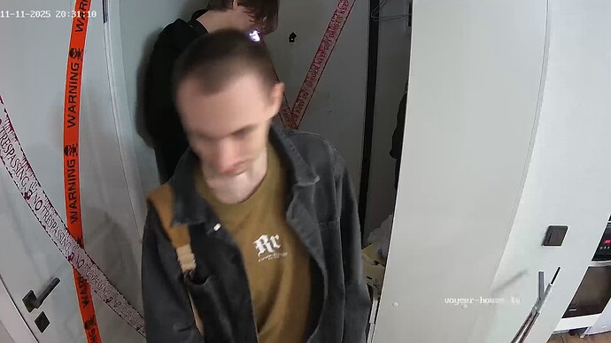 realm42-cam110-1762883076