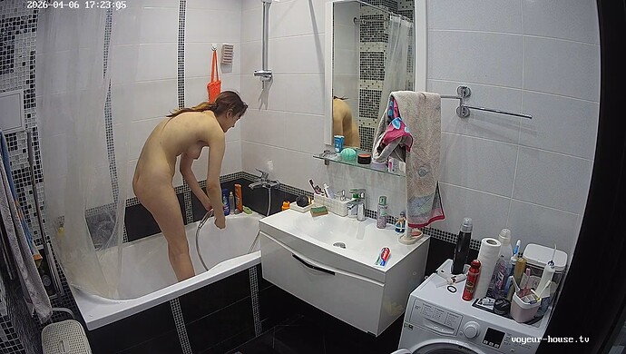 realm136-cam110-1775482749