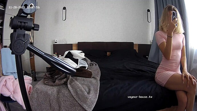 realm8-cam18-1701169110