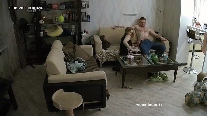 realm64-cam14-1764540060