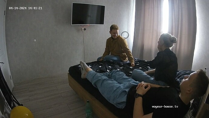 realm25-cam18-1713094916