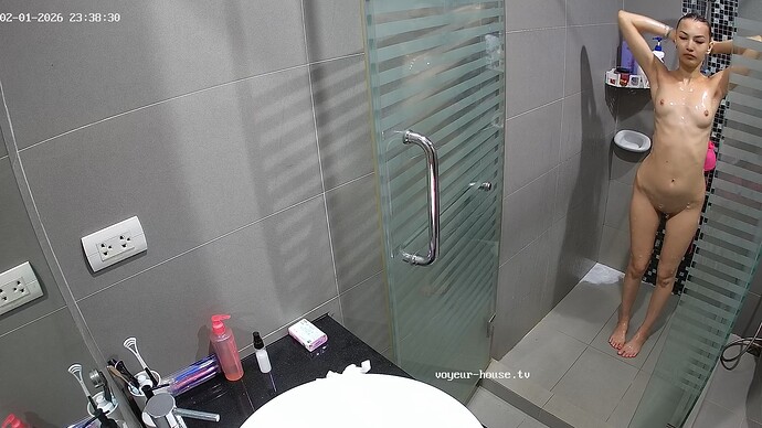 realm94-cam115-1769998113