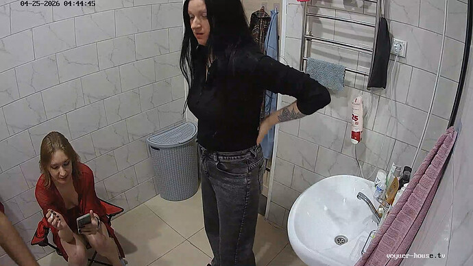 realm64-cam112-1777081526