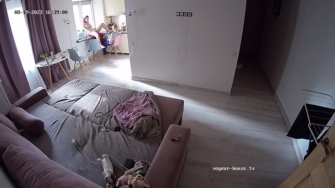 realm48-cam15-1692452736