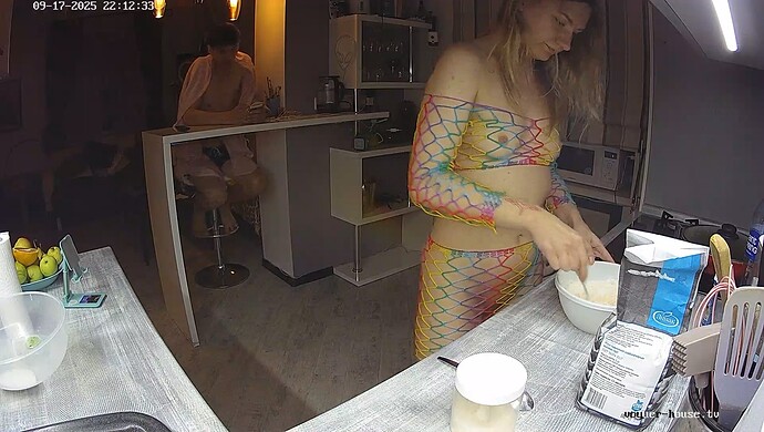 realm64-cam11-1758136388