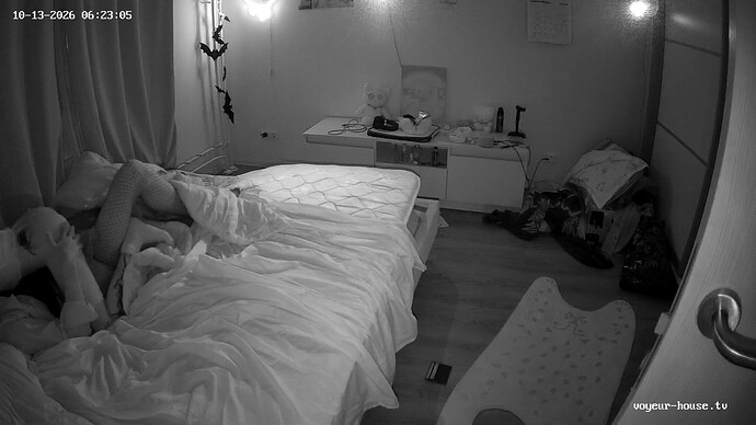 realm177-cam18-1791862928