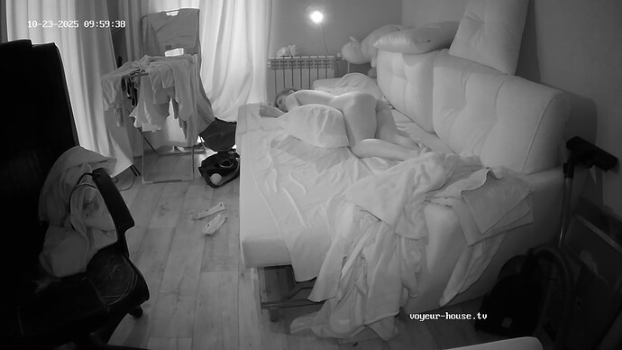 realm18-cam110-1761208642