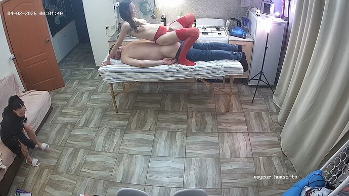 realm130-cam12-1775111934