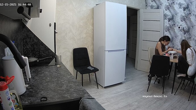 realm13-cam12-1765808401