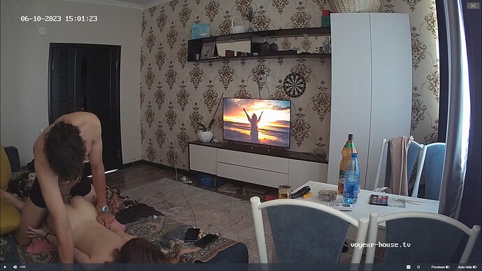 Ashampoo_Snap_samedi 10 juin 2023_10h3m1s_027_Barbara apartment with reallifecam cameras at Voyeur House TV - Google Chrome