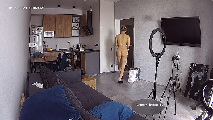 realm8-cam13-1713856075